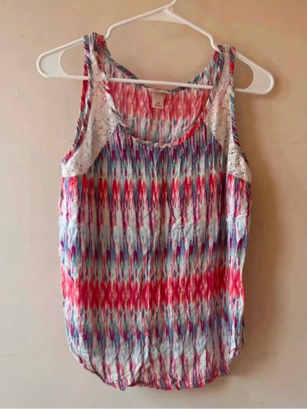 Mossimo Supply Co. Tank Top L